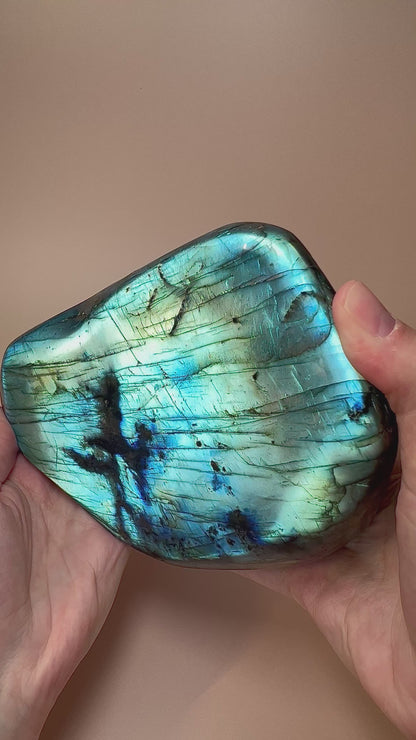 Labradorite A | Aurora Rift